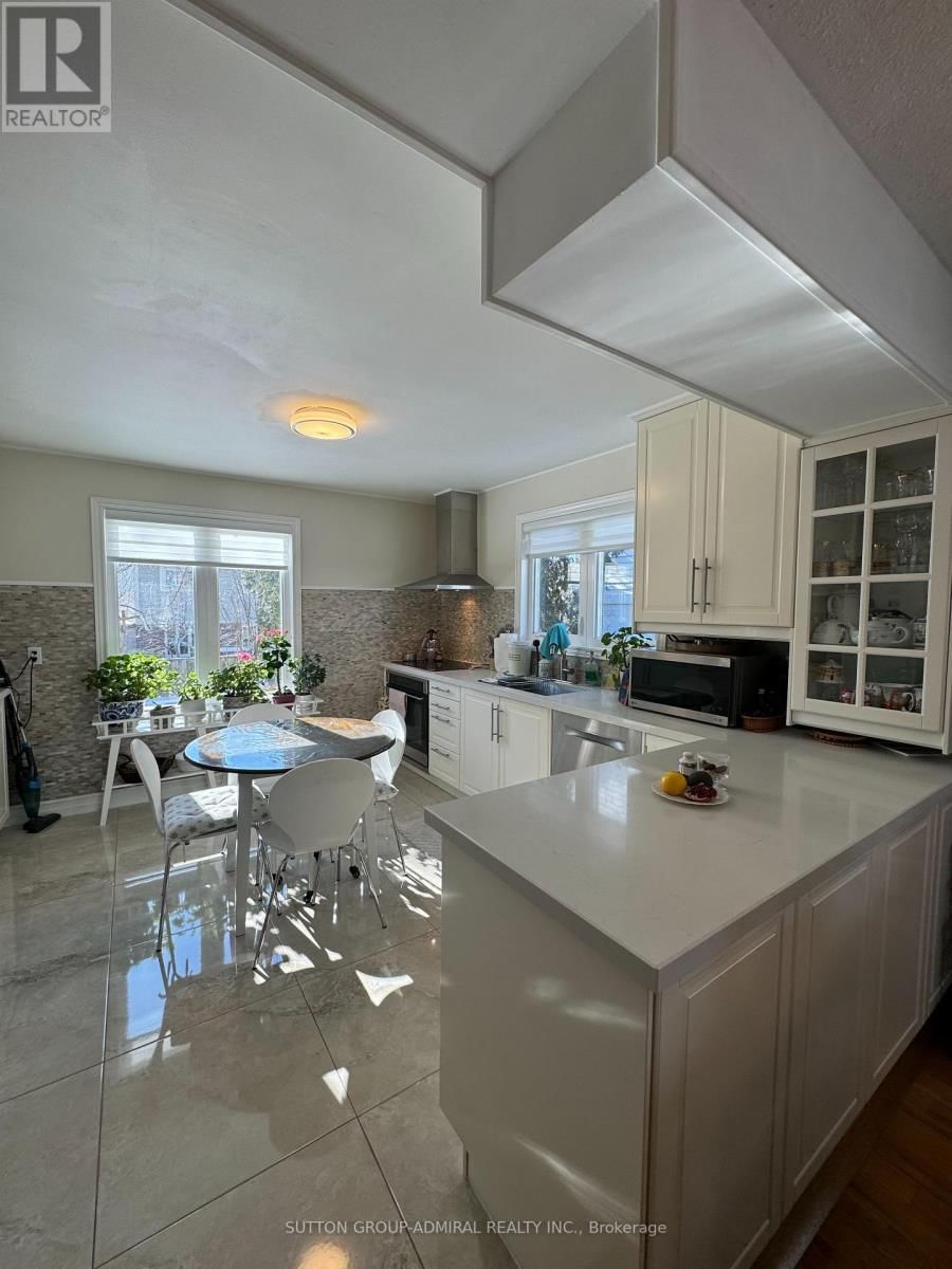 271 WELDRICK ROAD Image 17