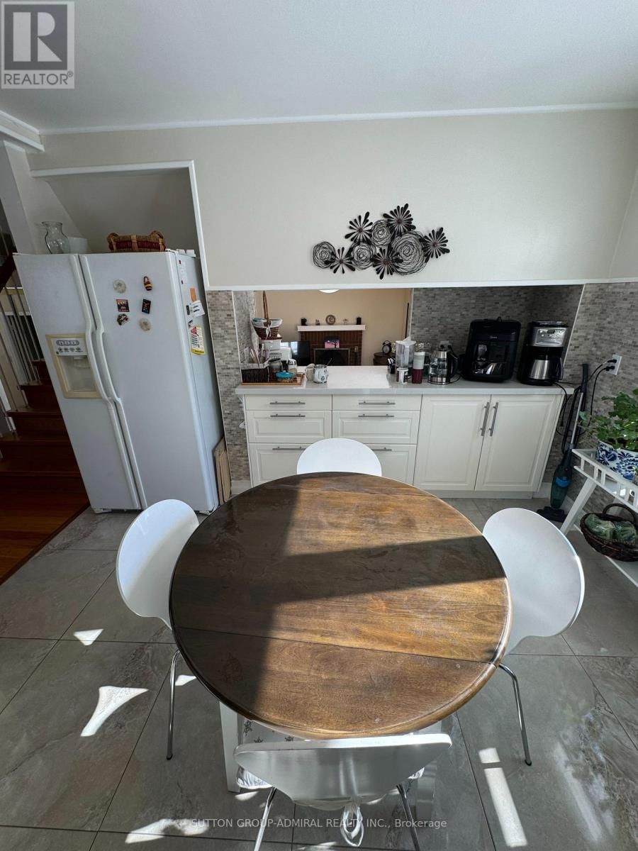 271 WELDRICK ROAD Image 21