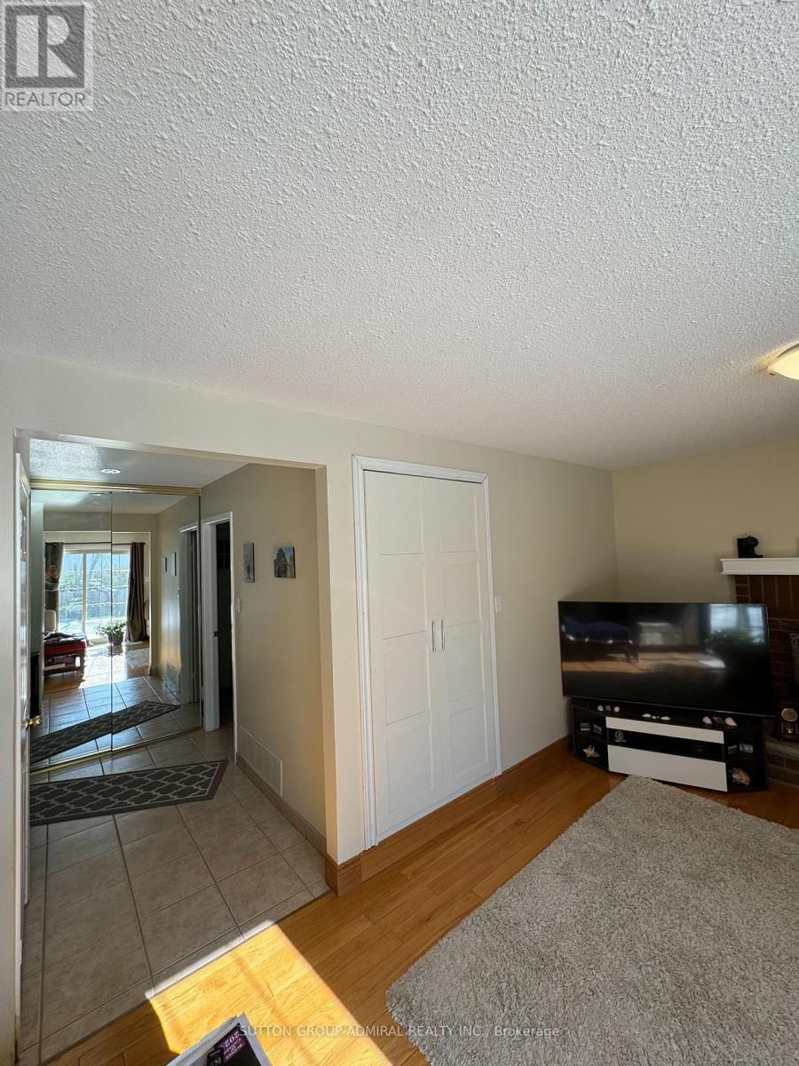 271 WELDRICK ROAD Image 31