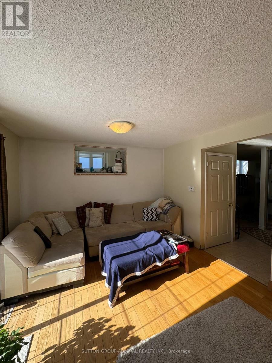 271 WELDRICK ROAD Image 33