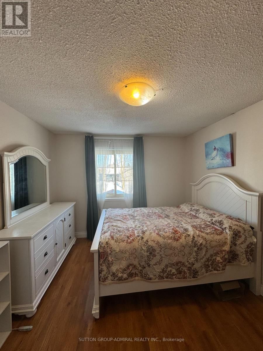 271 WELDRICK ROAD Image 36