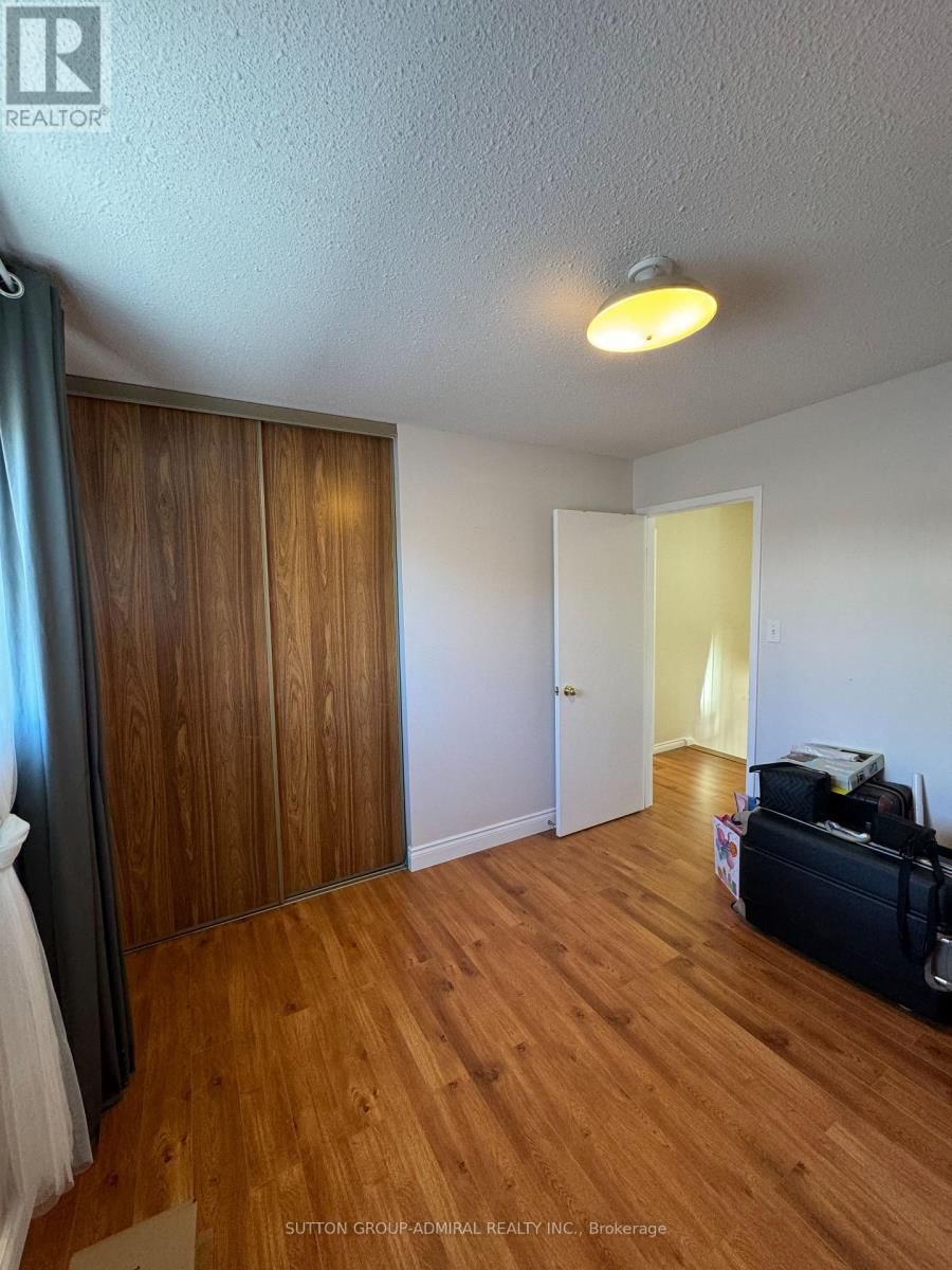 271 WELDRICK ROAD Image 42