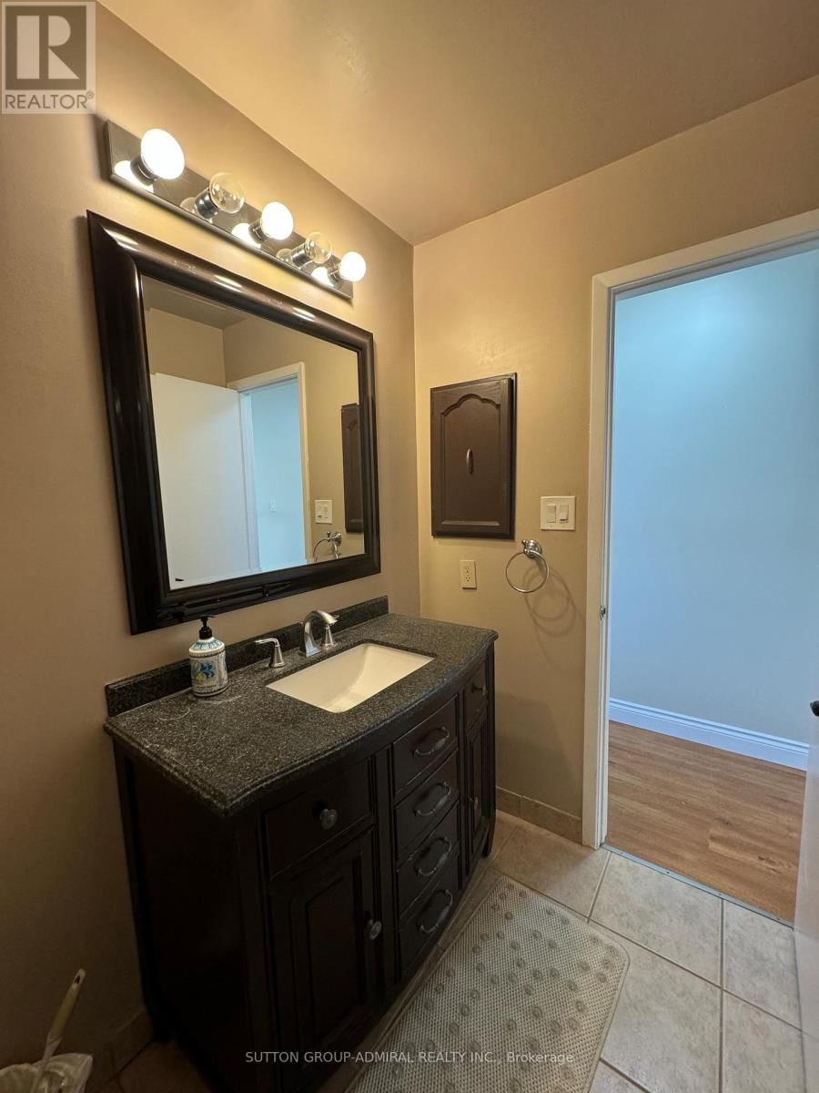 271 WELDRICK ROAD Image 43