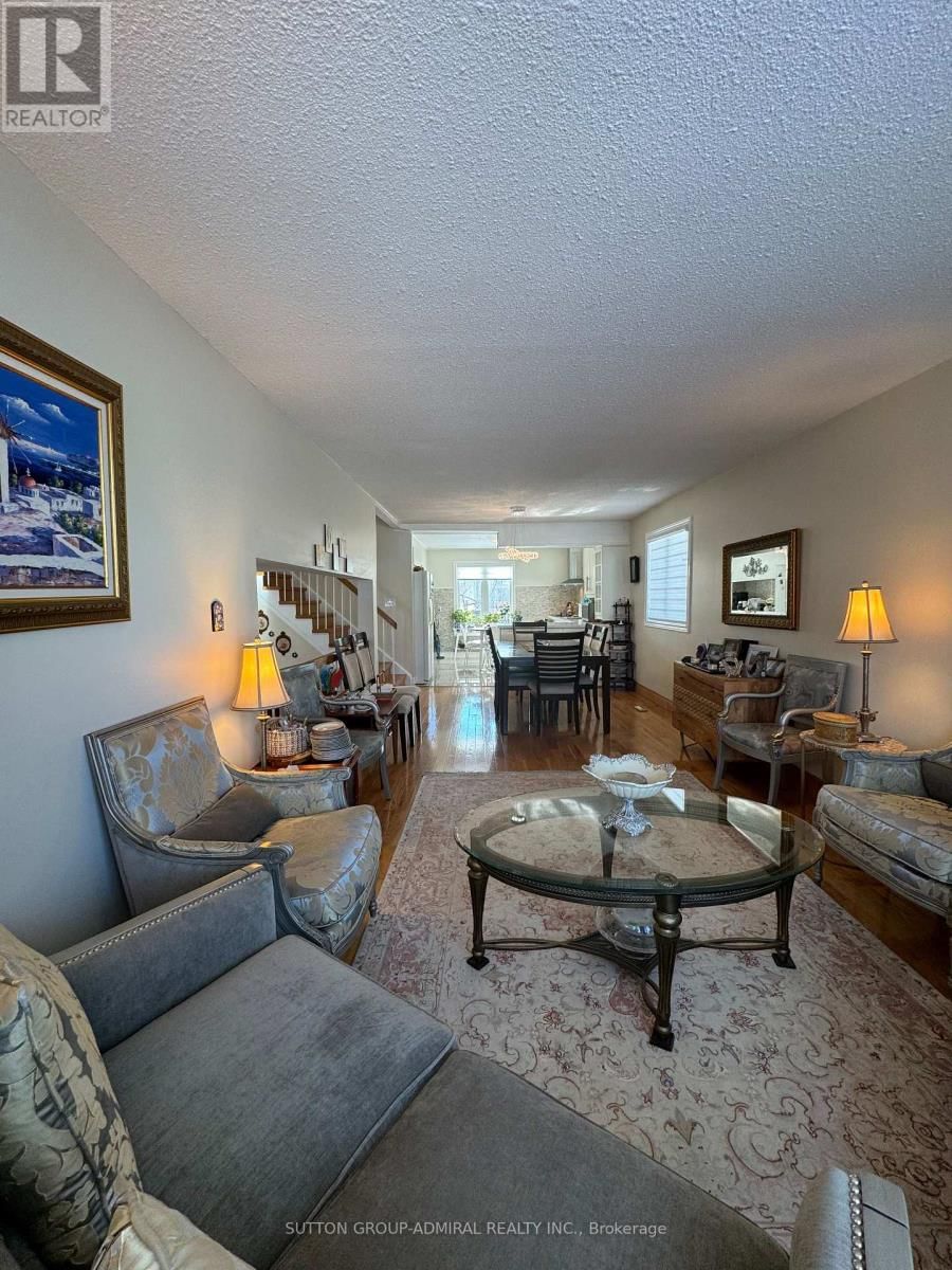 271 WELDRICK ROAD Image 7