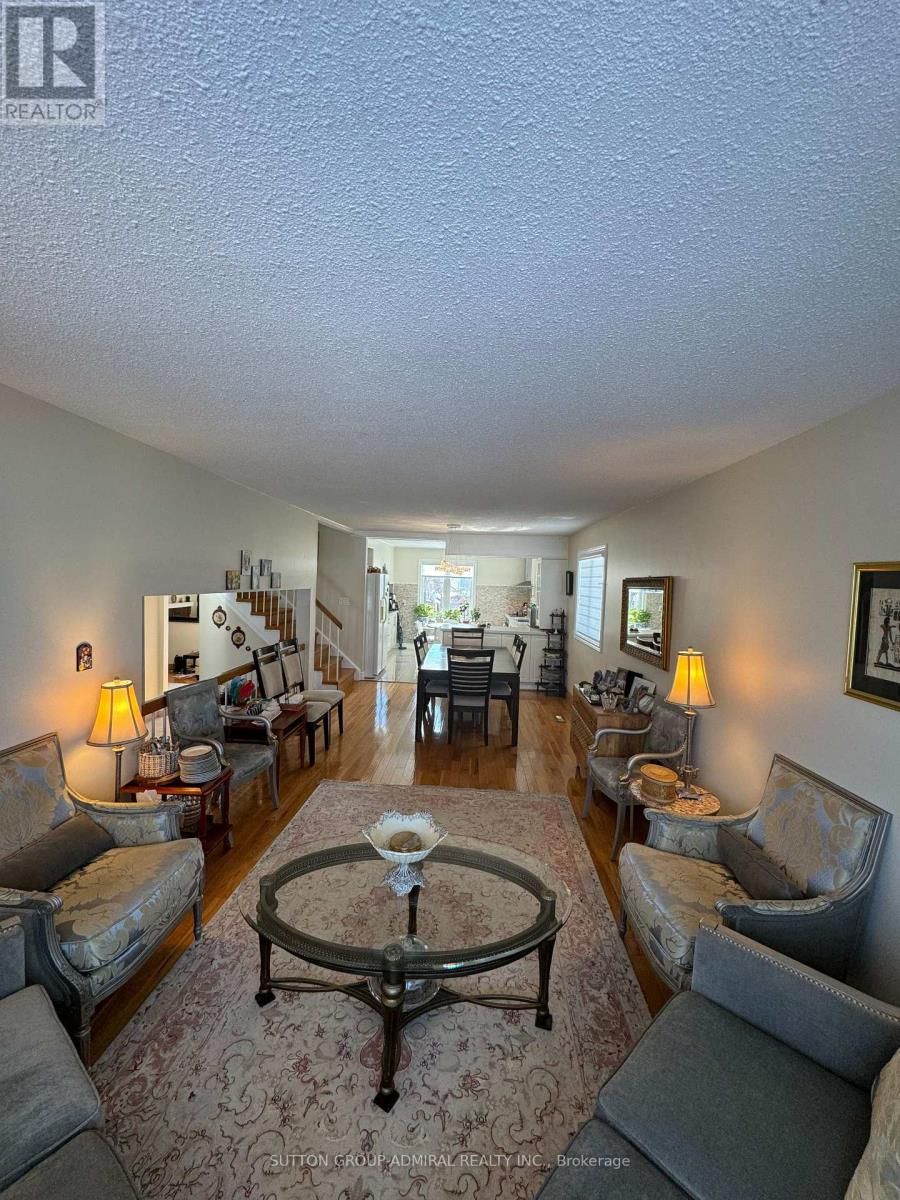 271 WELDRICK ROAD Image 8