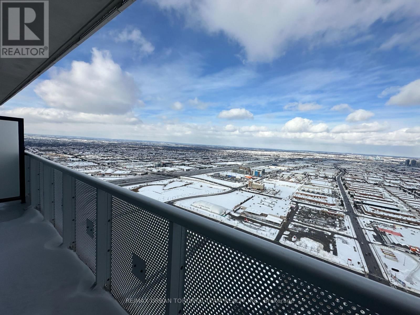 5703 - 8 INTERCHANGE WAY Image 9