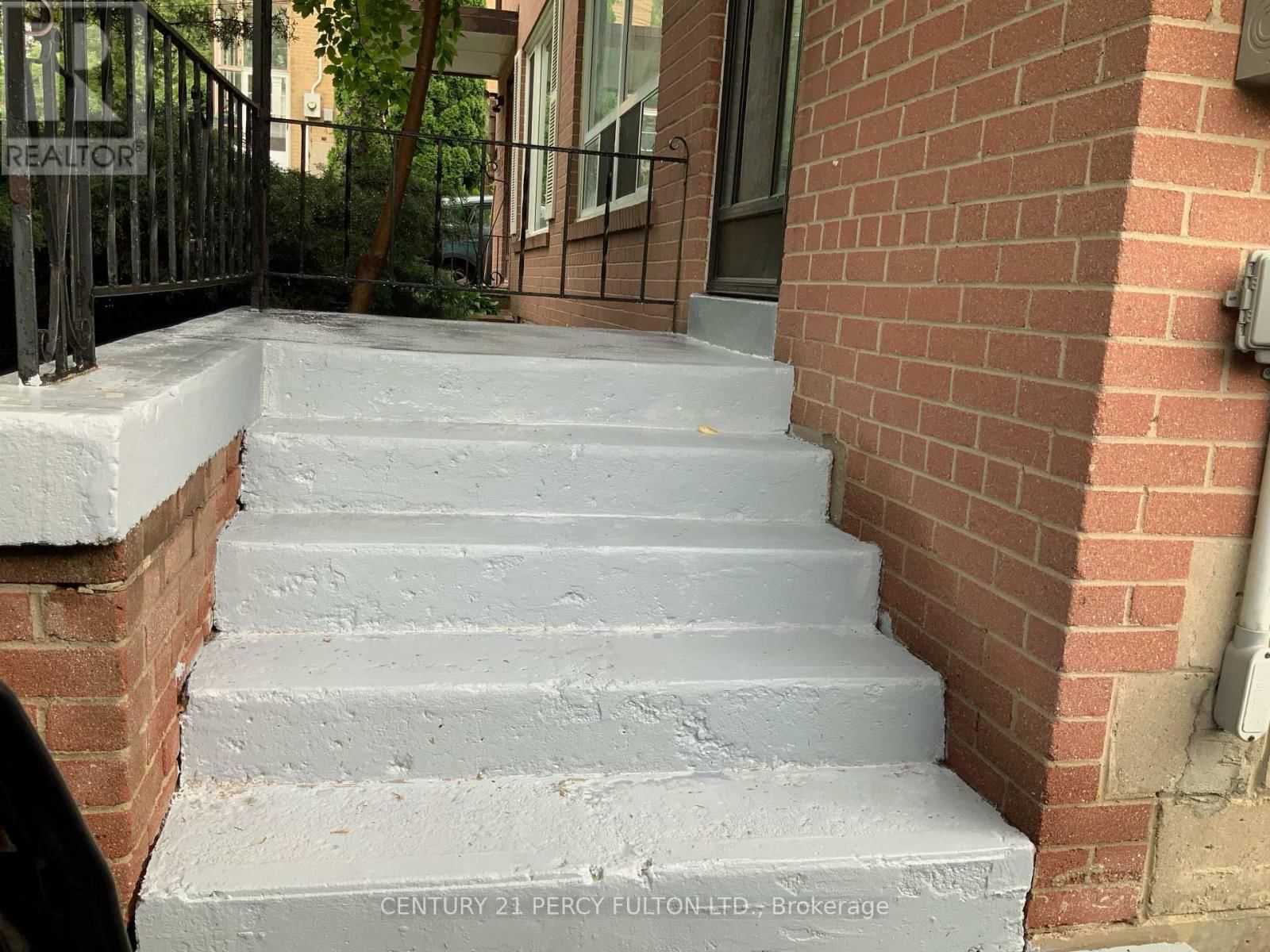 Main - 22 MILL STREET Image 2