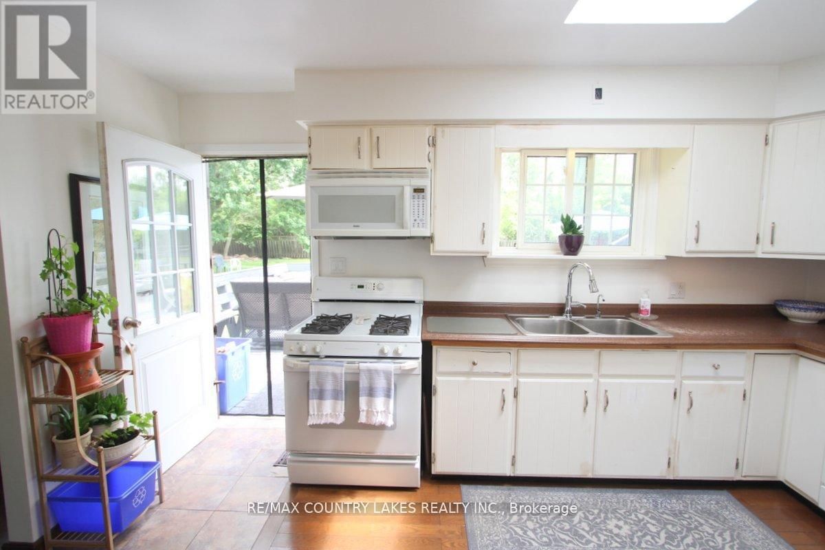 25725 MAPLE BEACH ROAD Image 12