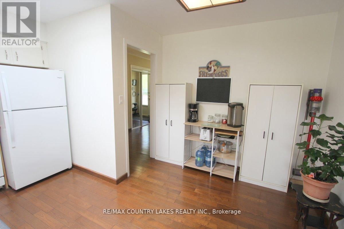 25725 MAPLE BEACH ROAD Image 13