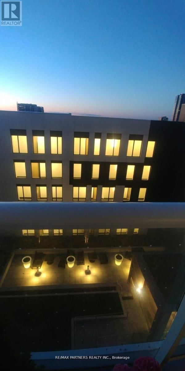 1003 - 10 ROUGE VALLEY W DRIVE Image 13