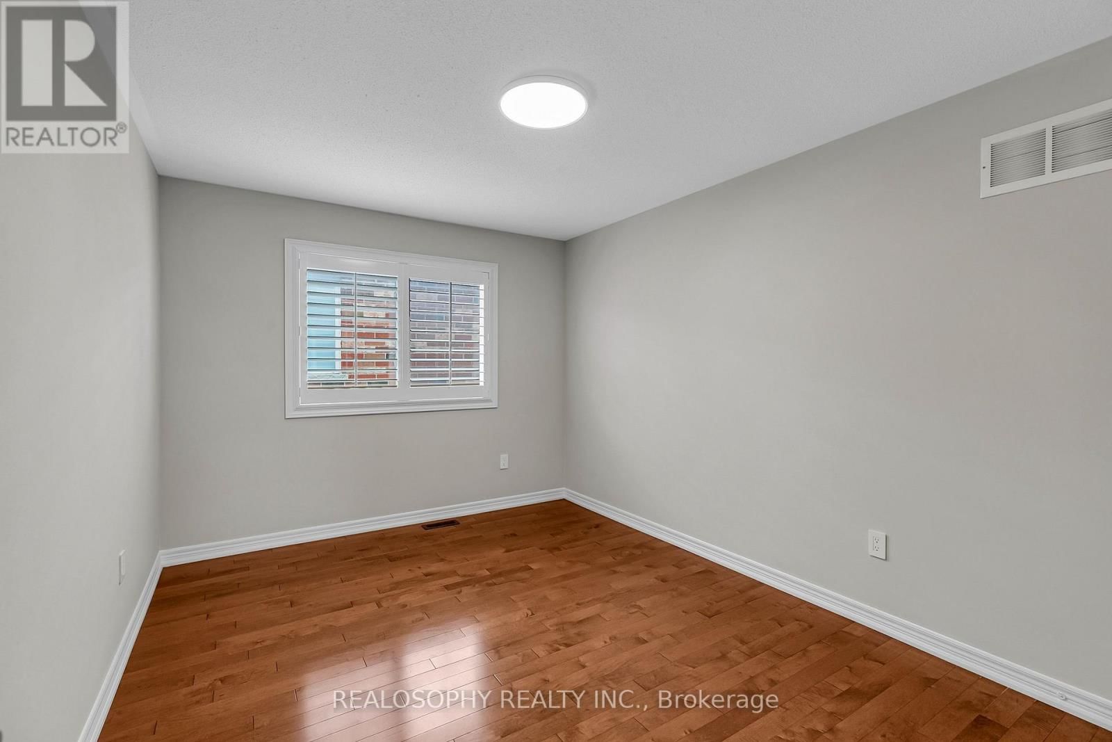 284 BILBROUGH STREET Image 20