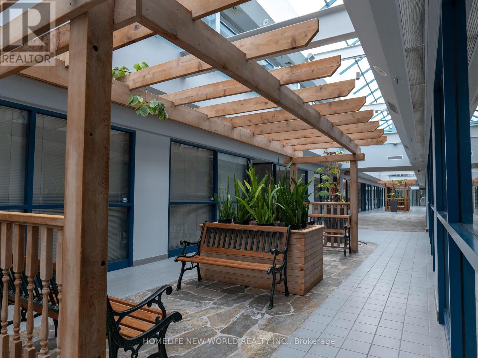 118 - 8901 WOODBINE AVENUE Image 17