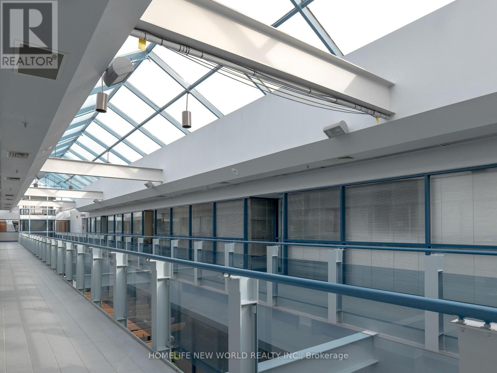 118 - 8901 WOODBINE AVENUE Image 32