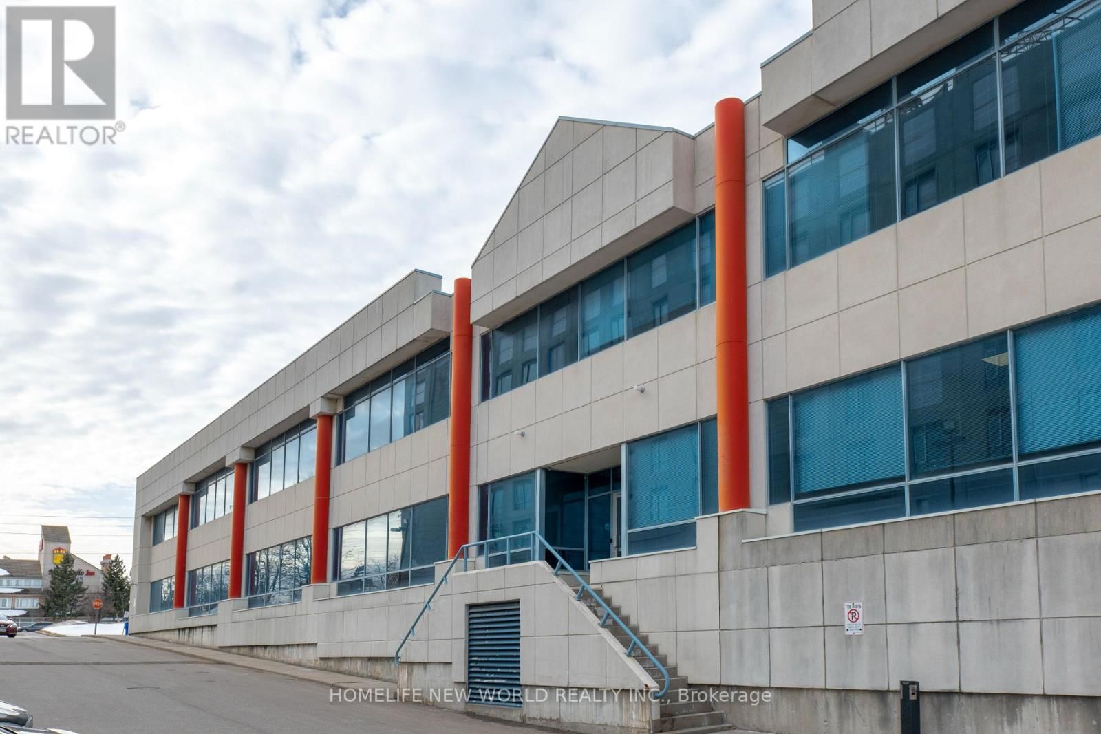 118 - 8901 WOODBINE AVENUE Image 34