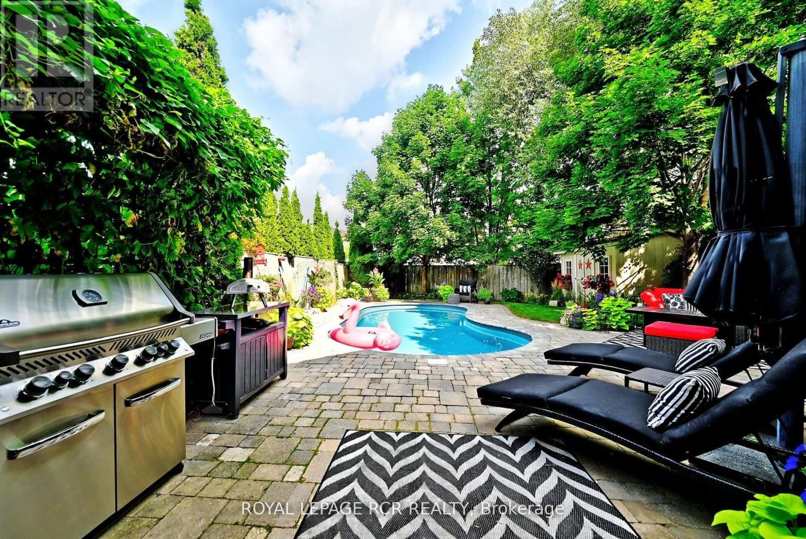 142 REGATTA AVENUE Image 39