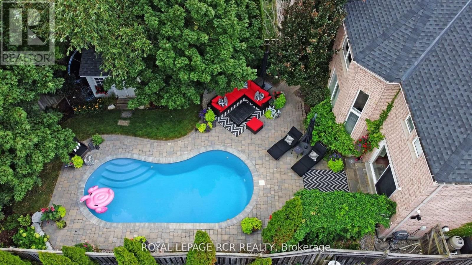 142 REGATTA AVENUE Image 43