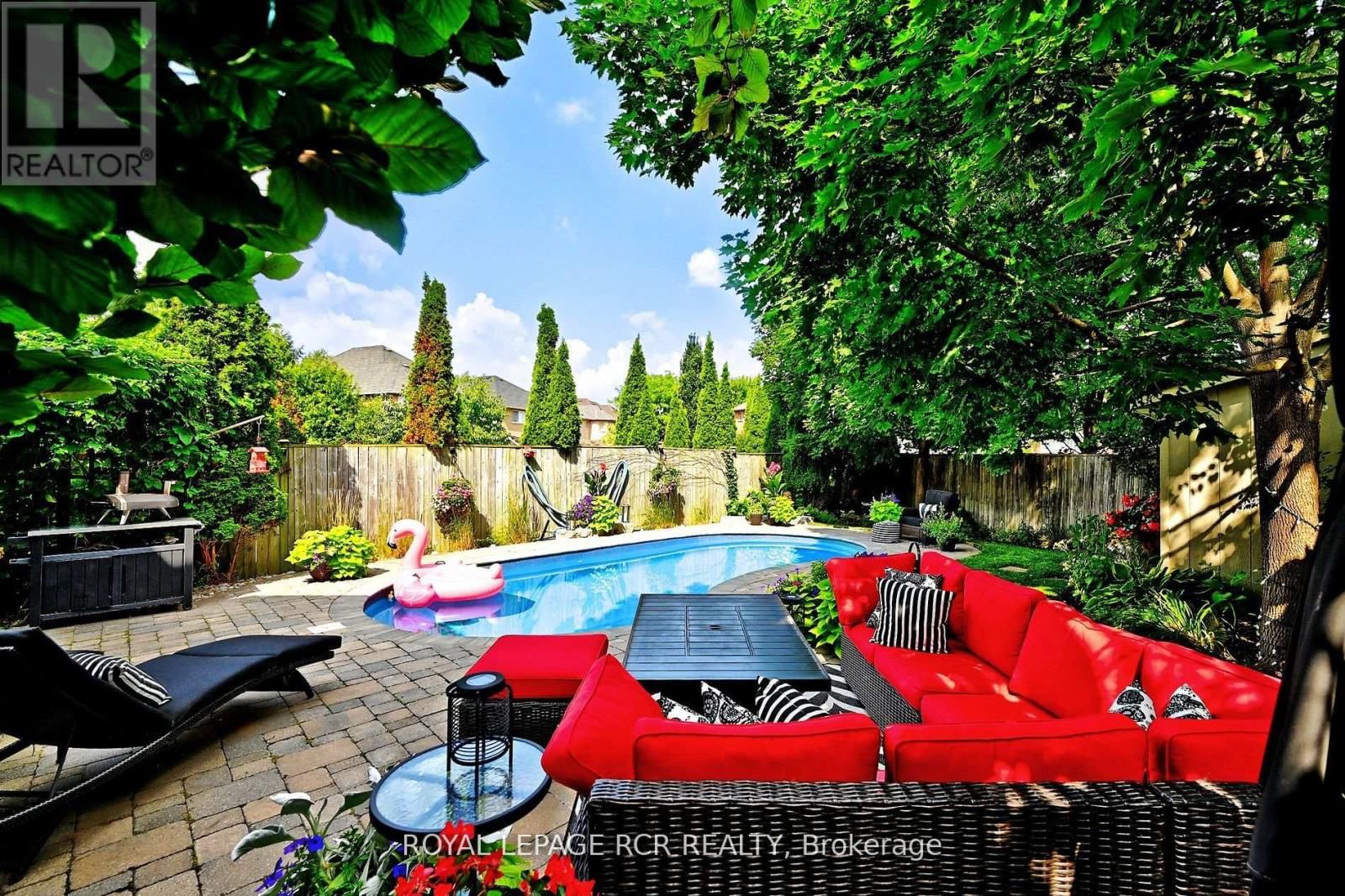 142 REGATTA AVENUE Image 45