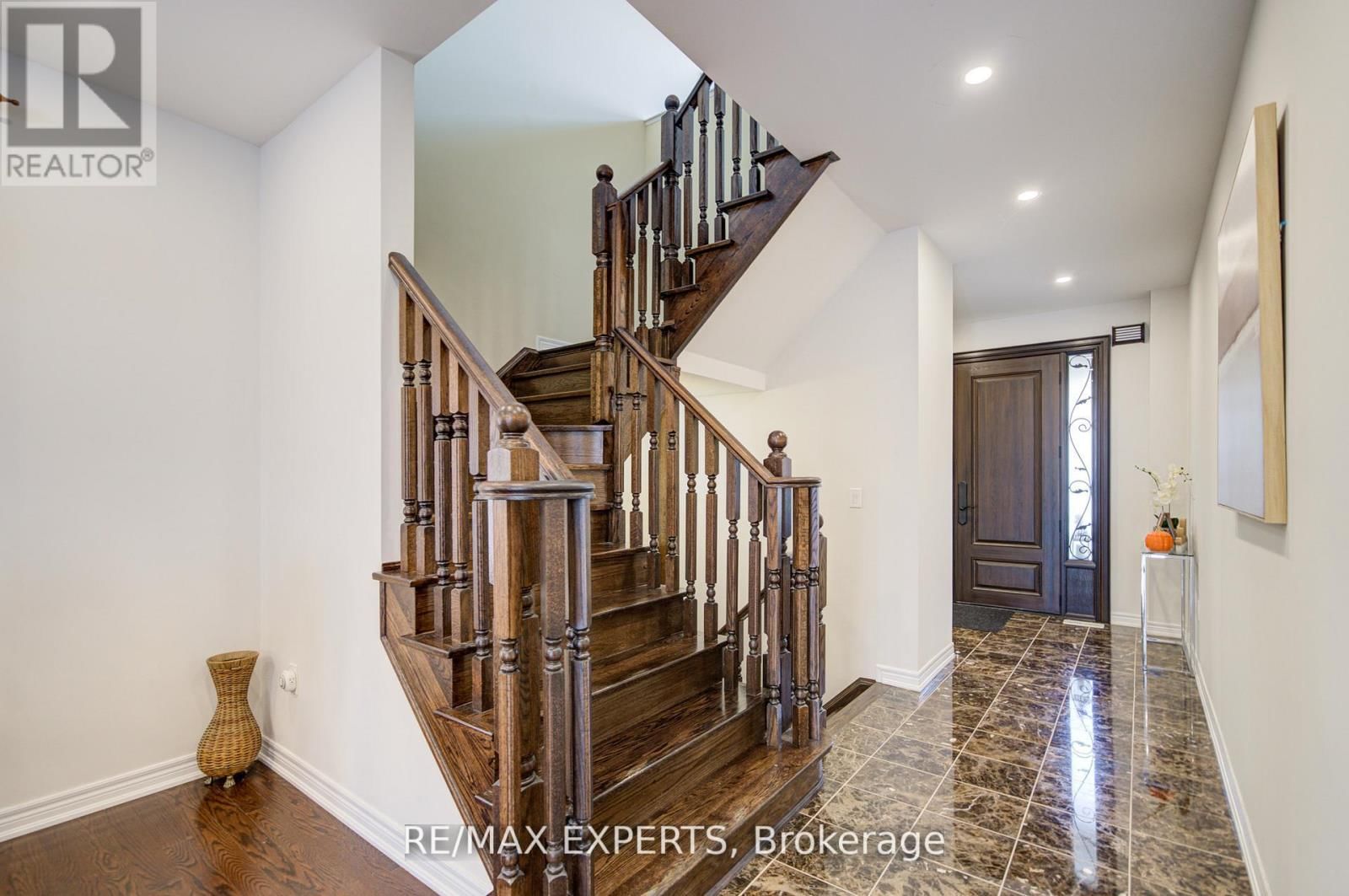 277 CHATFIELD DRIVE SOUTH Image 11