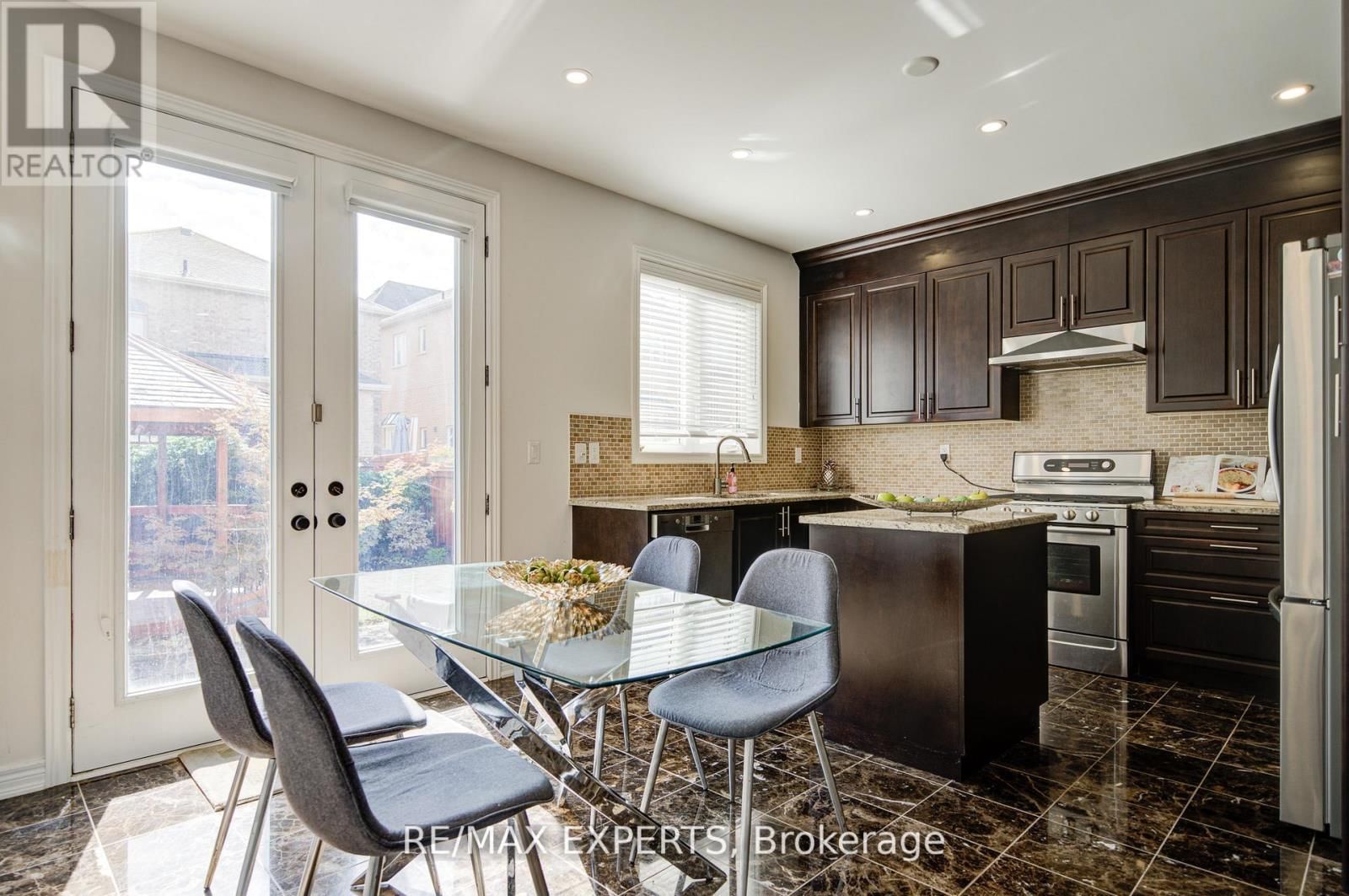 277 CHATFIELD DRIVE SOUTH Image 18