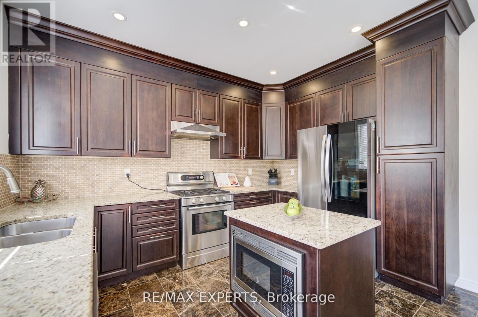 277 CHATFIELD DRIVE SOUTH Image 21