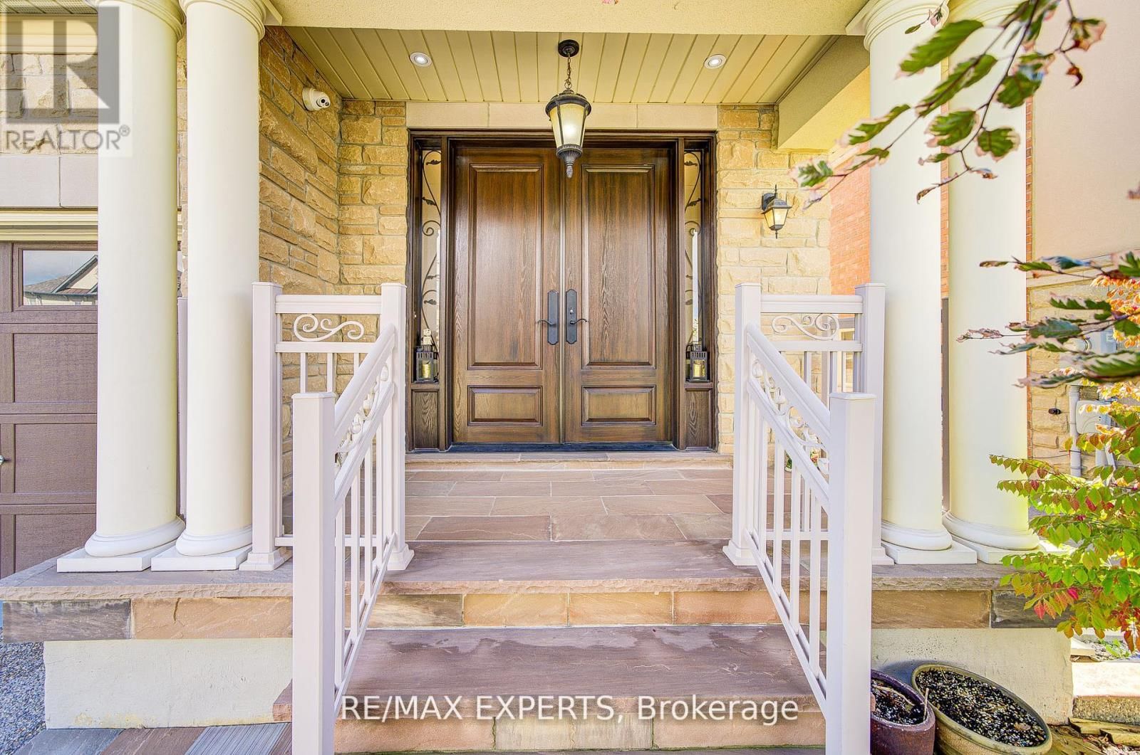 277 CHATFIELD DRIVE SOUTH Image 3