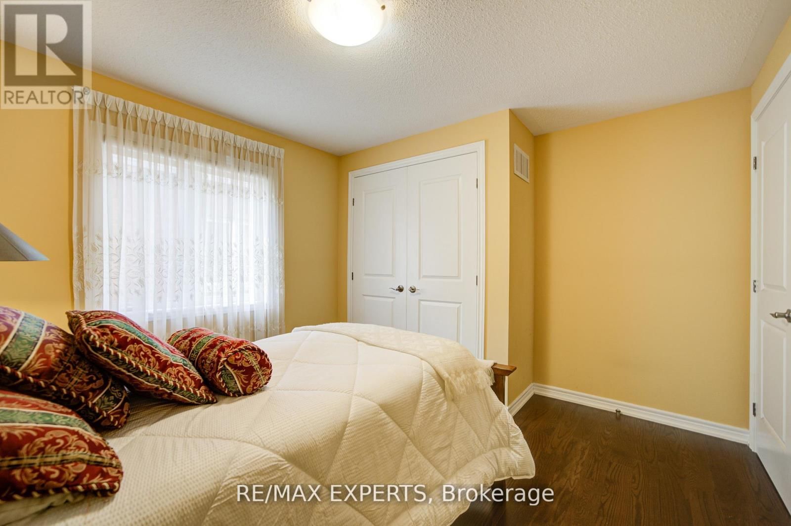 277 CHATFIELD DRIVE SOUTH Image 36