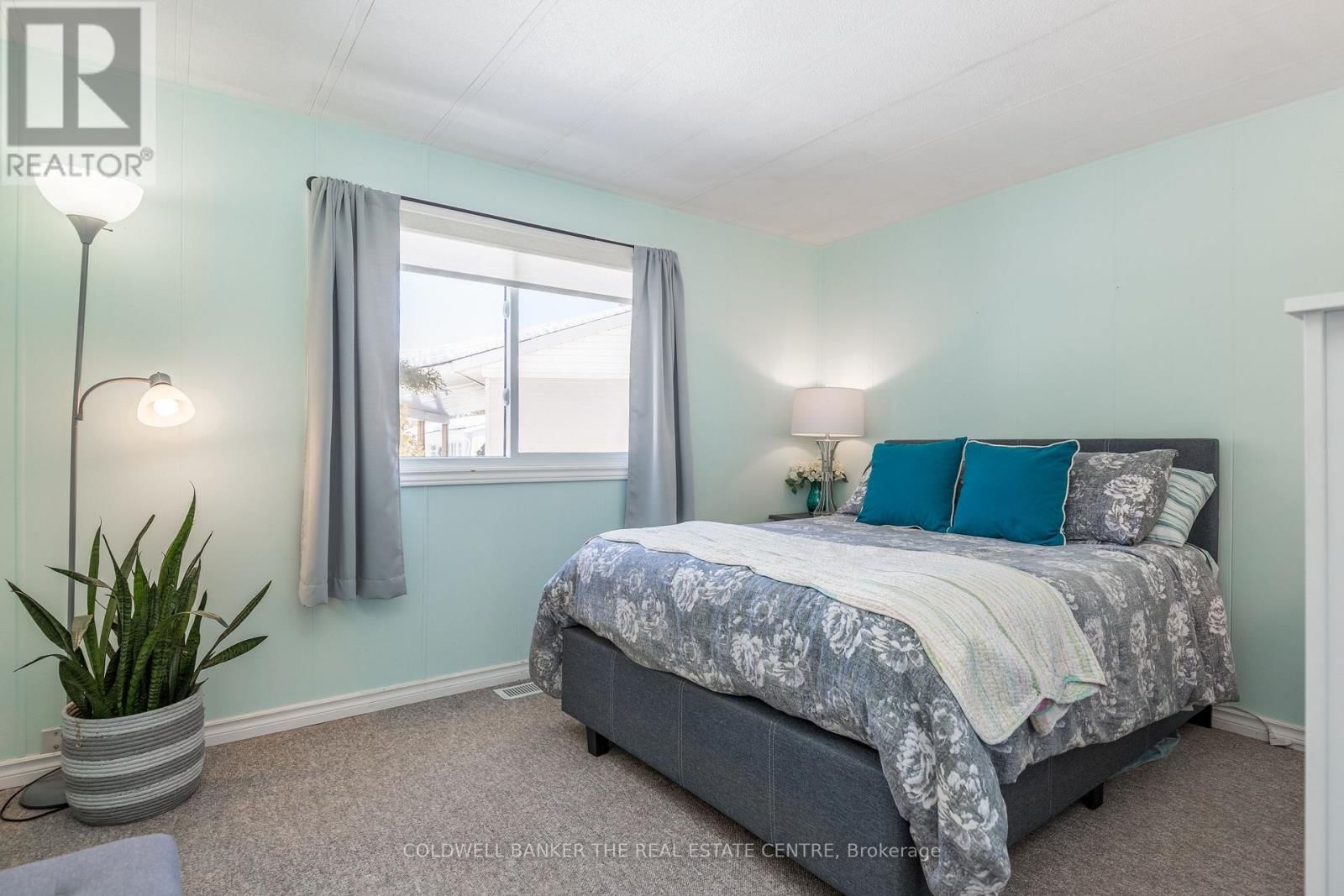 5 BROADWAY AVENUE Image 12