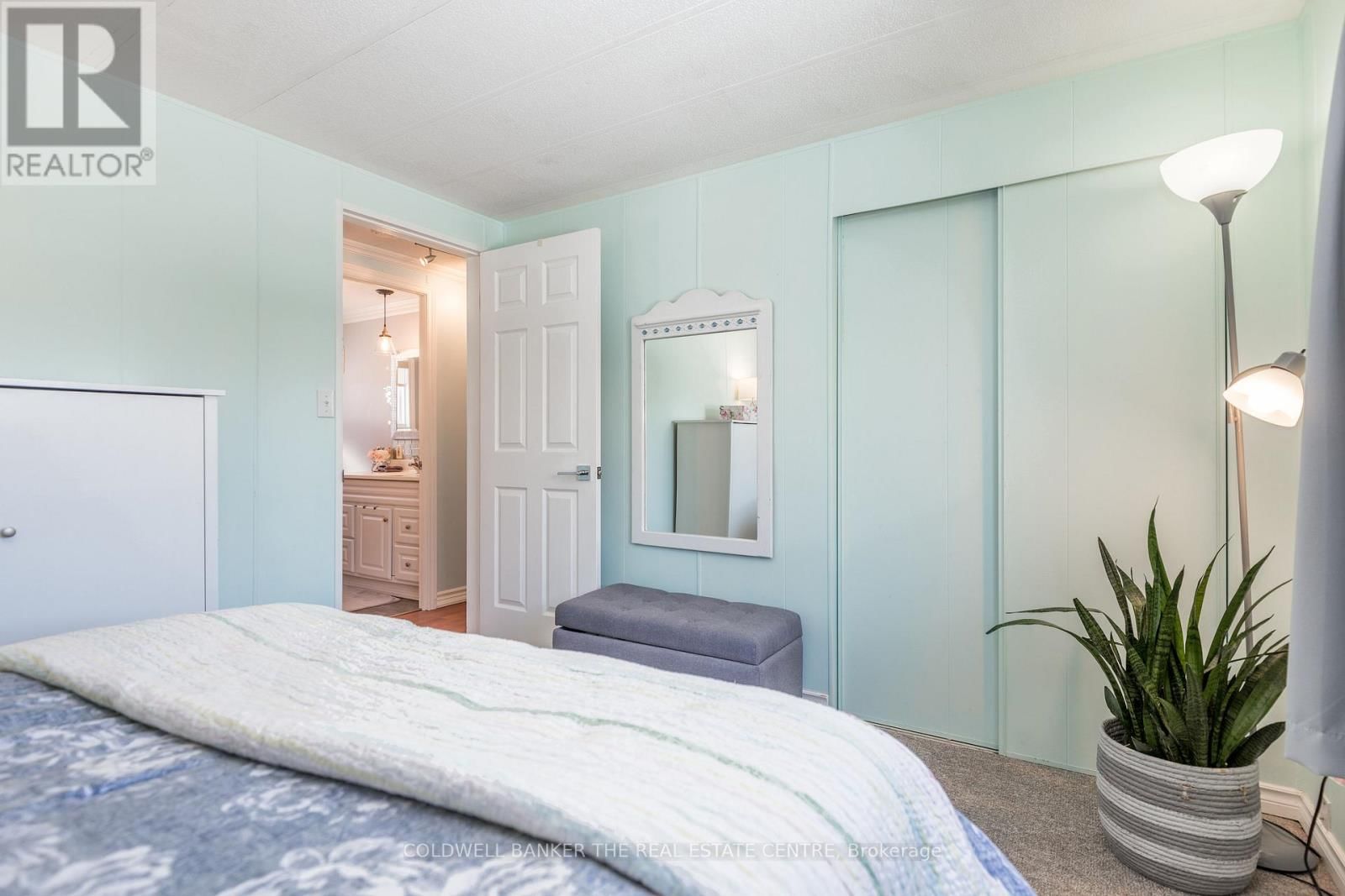 5 BROADWAY AVENUE Image 14