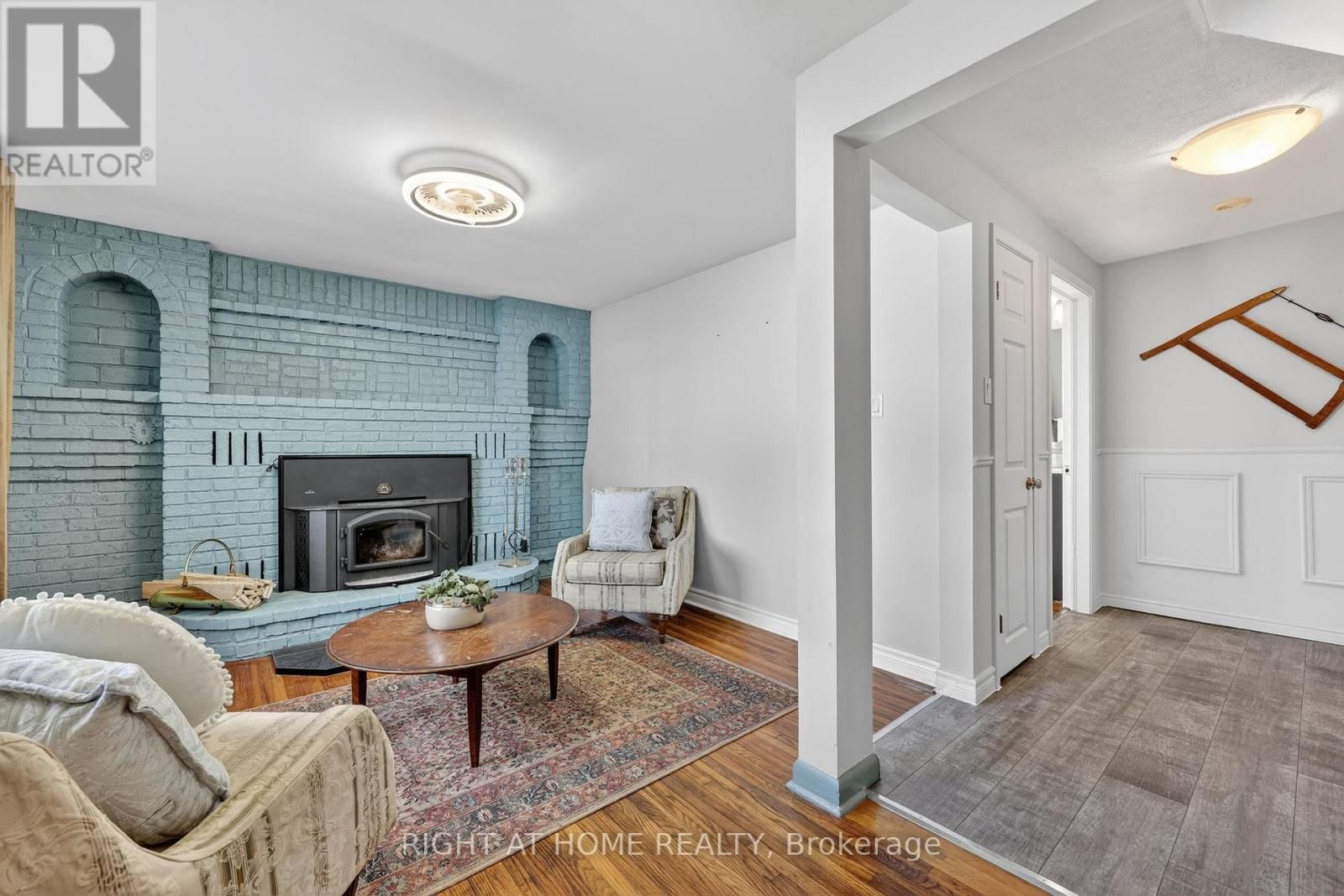 246 CALFORD STREET Image 17