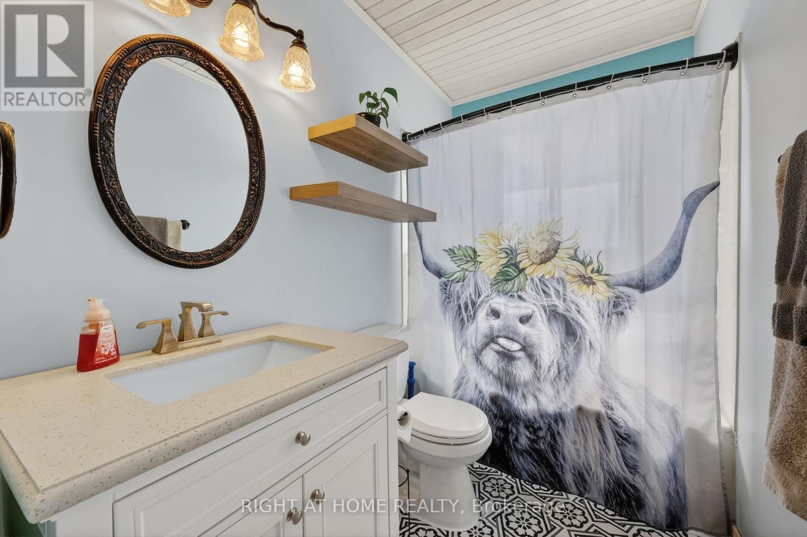 246 CALFORD STREET Image 27