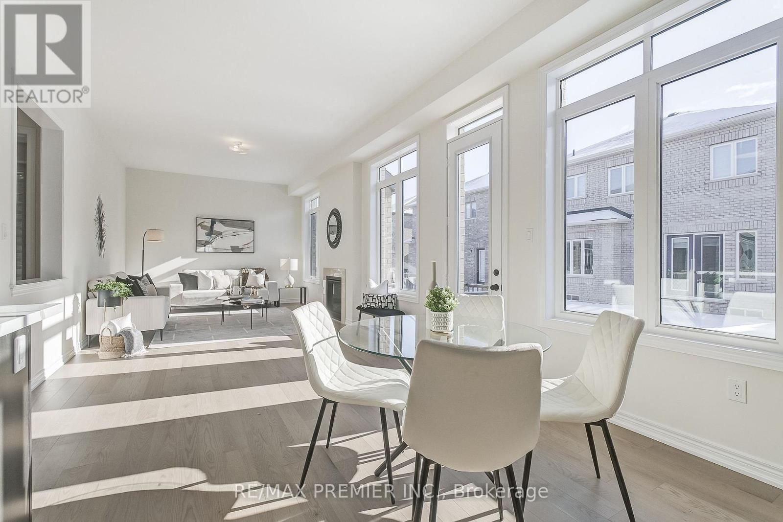 207 FALLHARVEST WAY Image 20