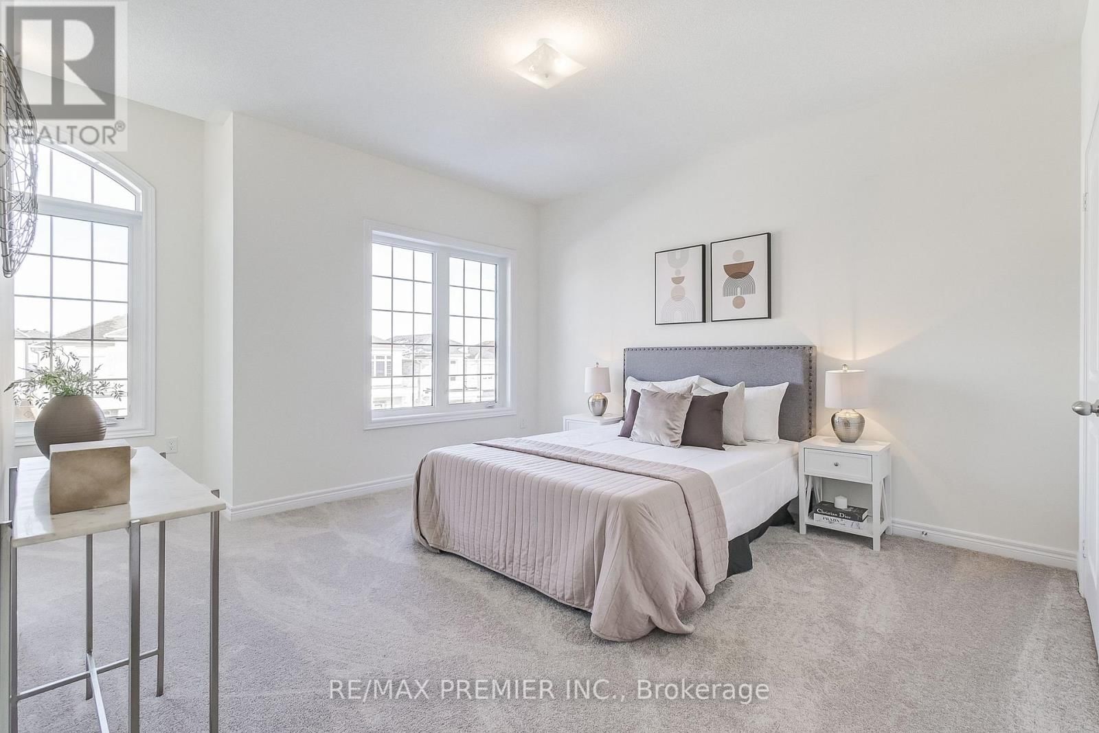 207 FALLHARVEST WAY Image 30