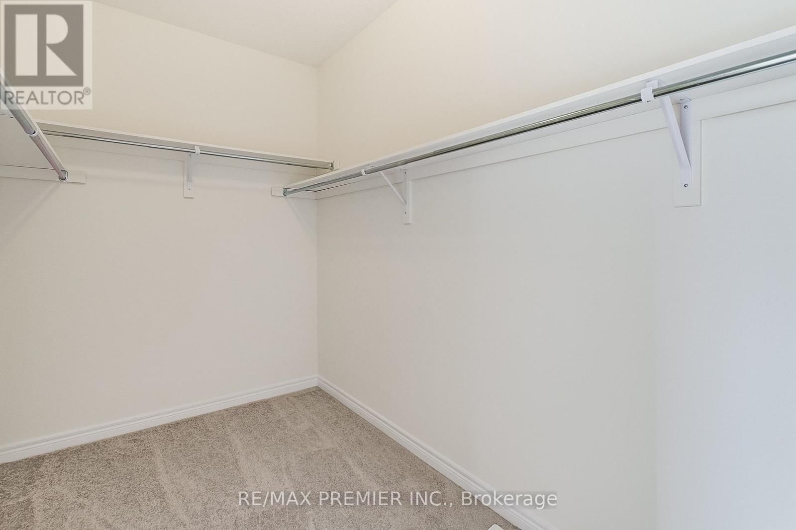 207 FALLHARVEST WAY Image 40