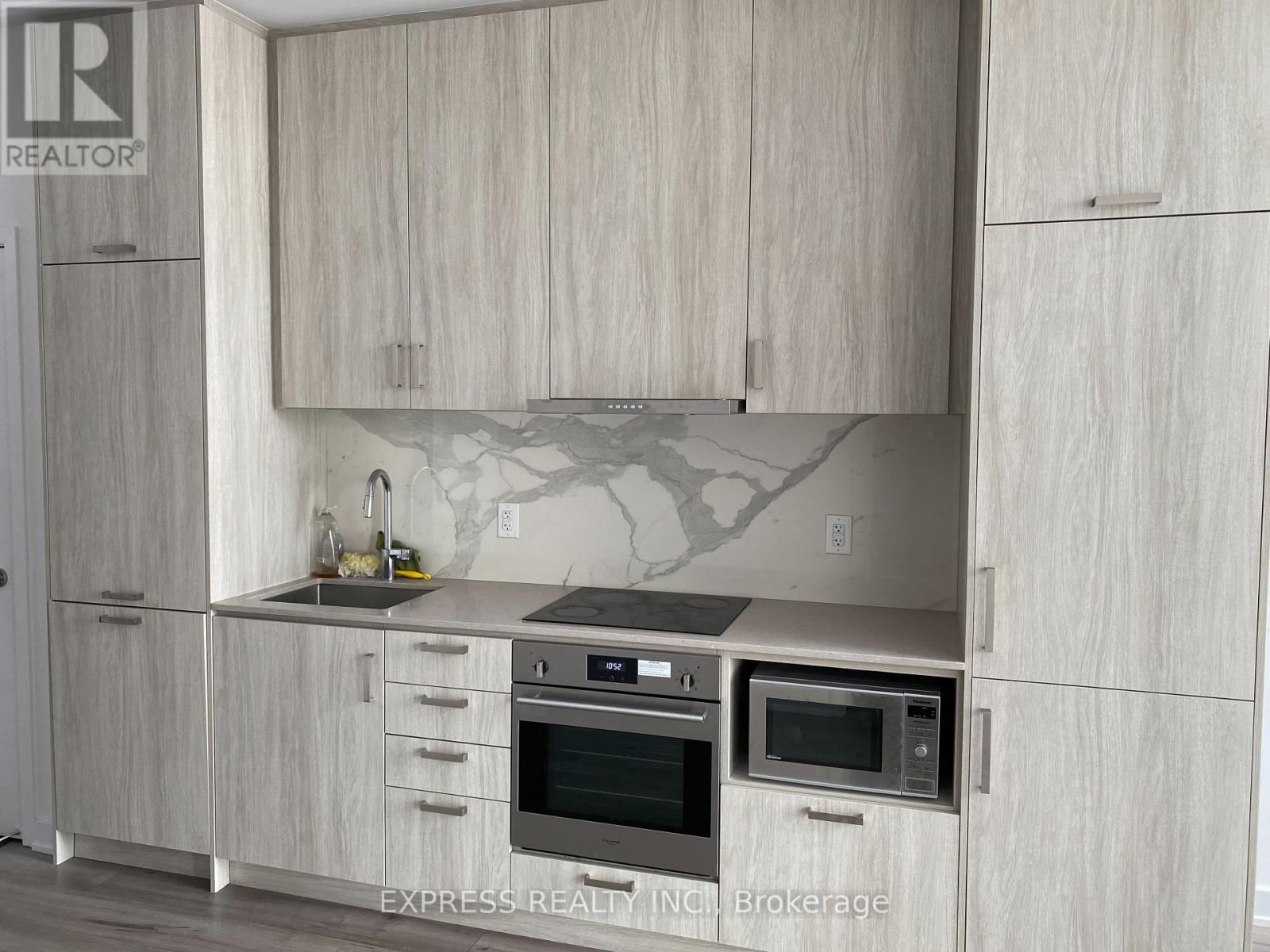 1619 - 60 HONEYCRISP CRESCENT Image 4