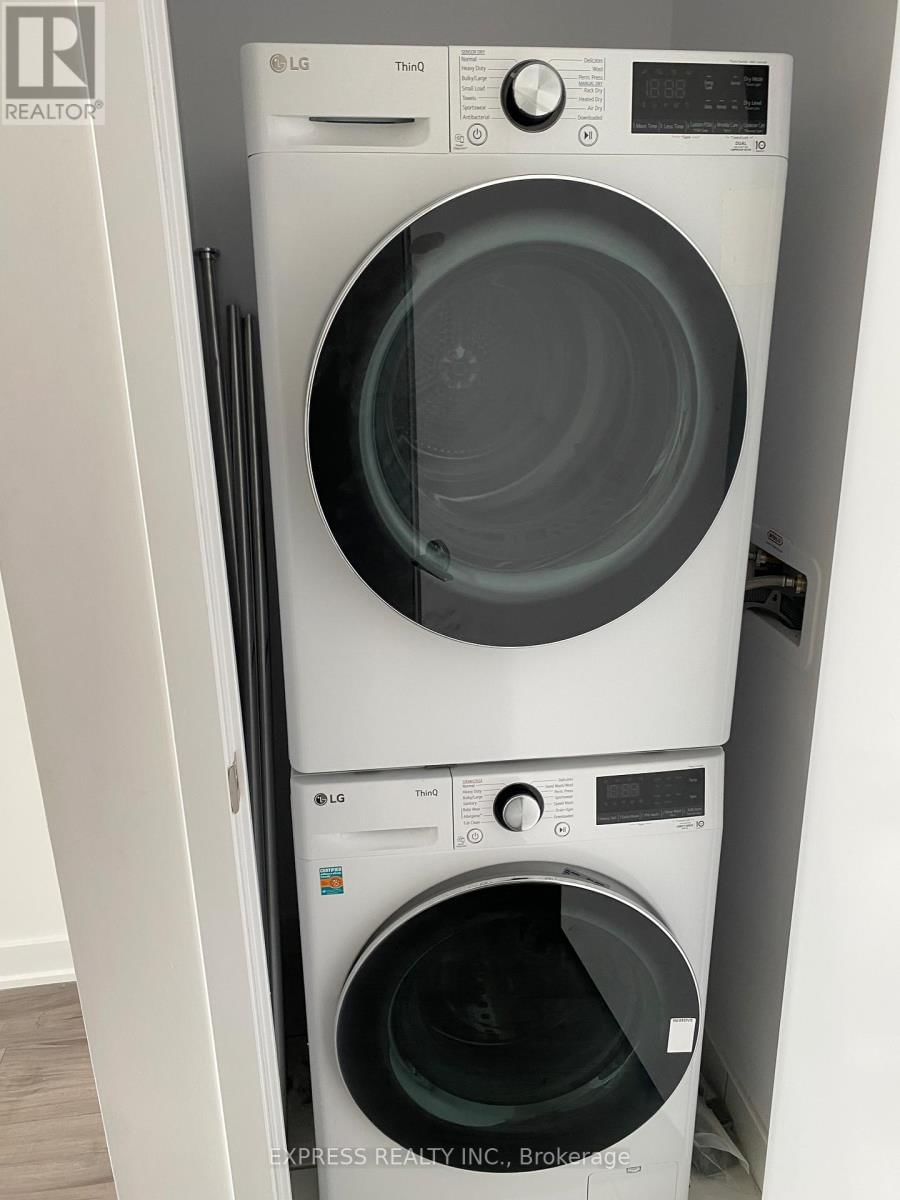 1619 - 60 HONEYCRISP CRESCENT Image 5