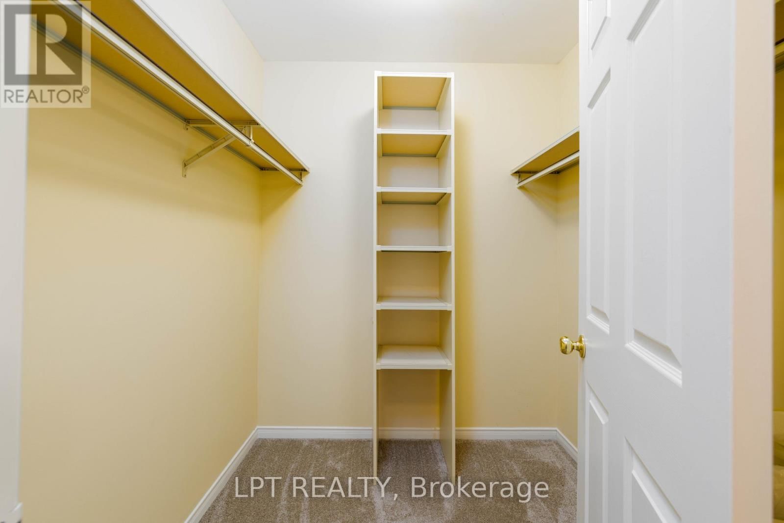 309 - 111 GREW BOULEVARD Image 15