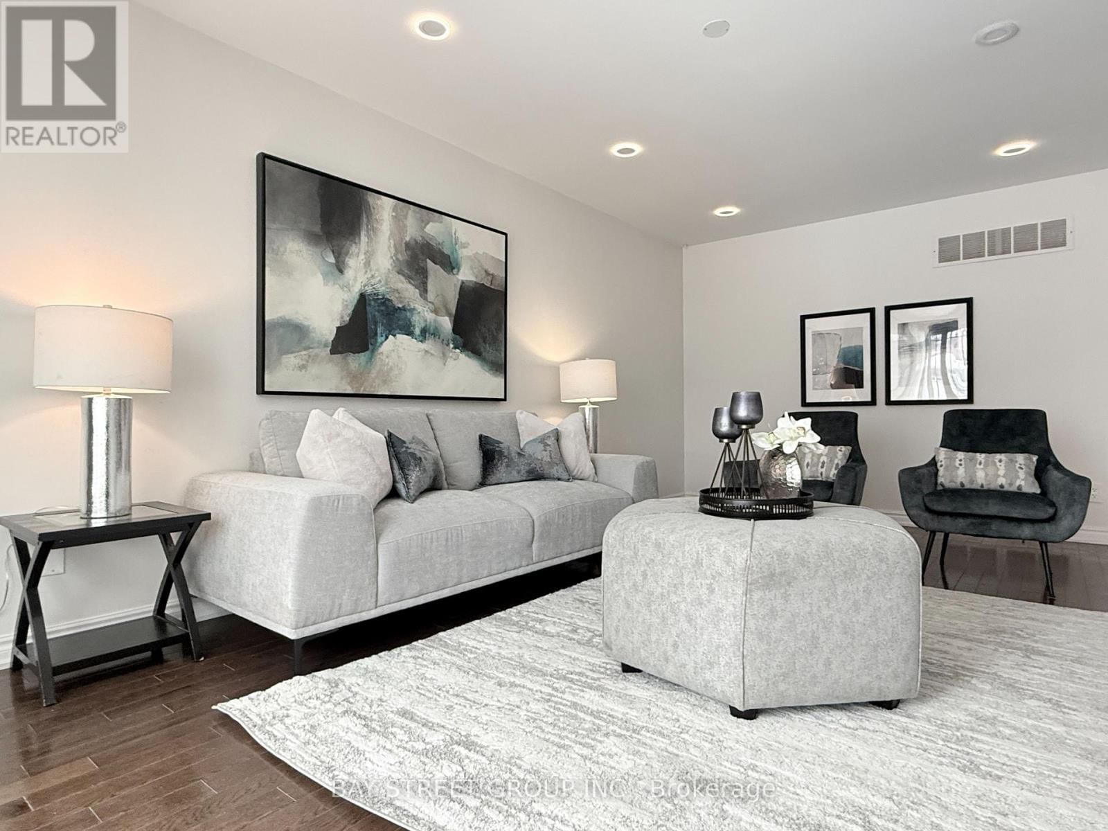 212 RISEBROUGH CIRCUIT Image 11