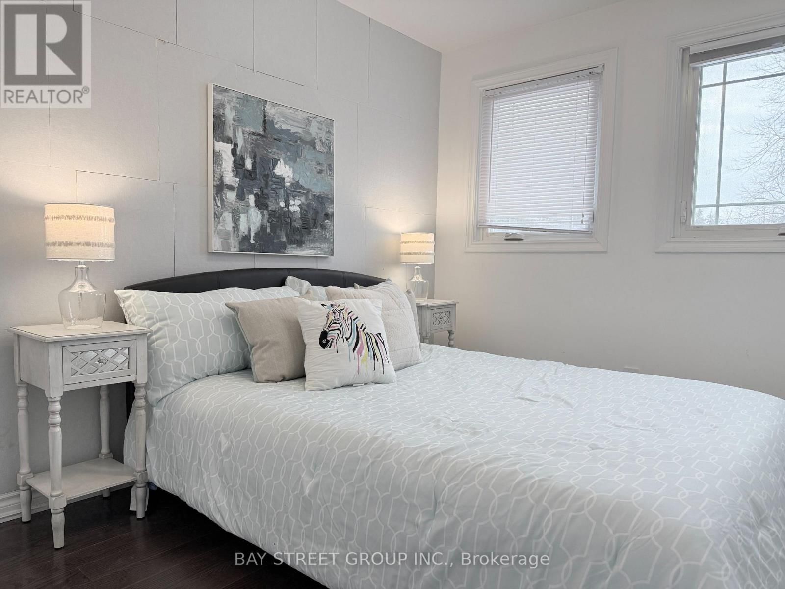 212 RISEBROUGH CIRCUIT Image 16