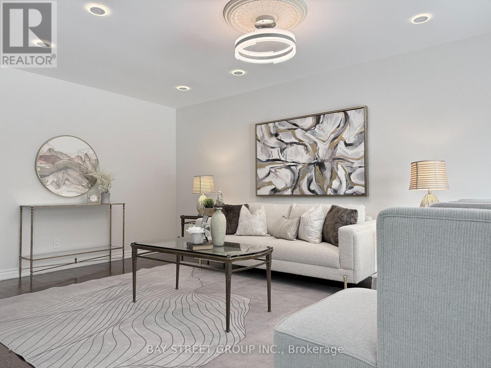 212 RISEBROUGH CIRCUIT Image 6