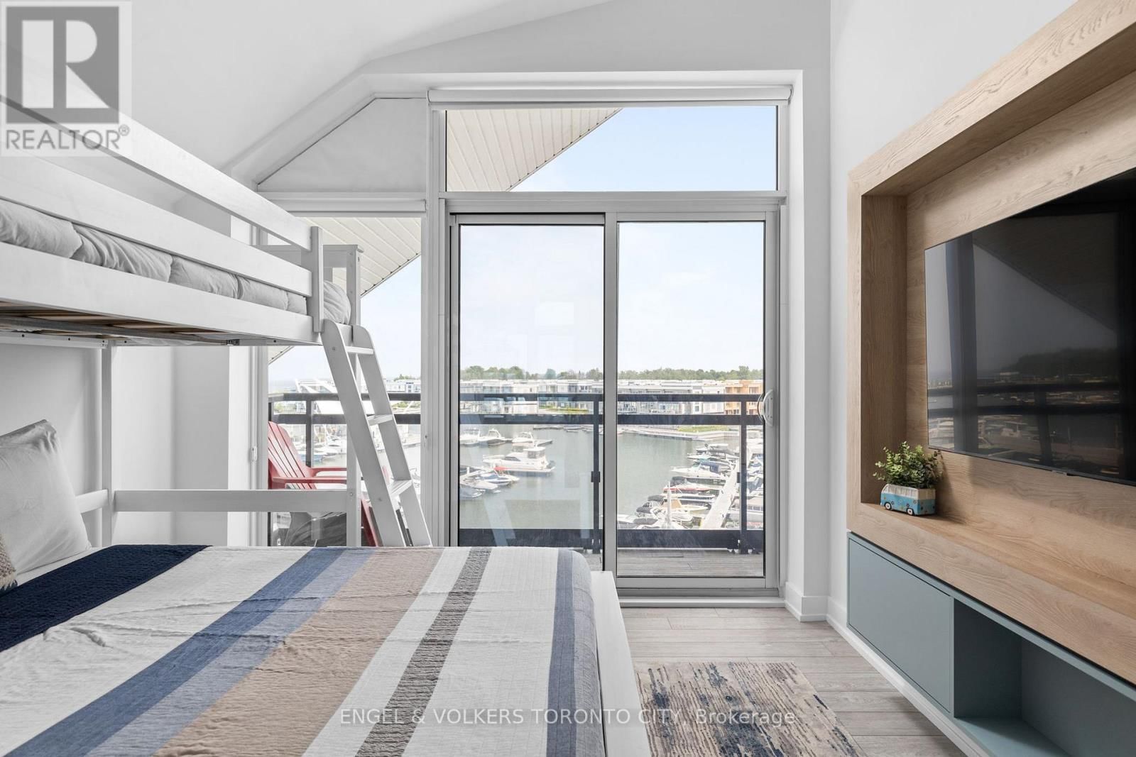 110 - 317 BROWARD WAY Image 17