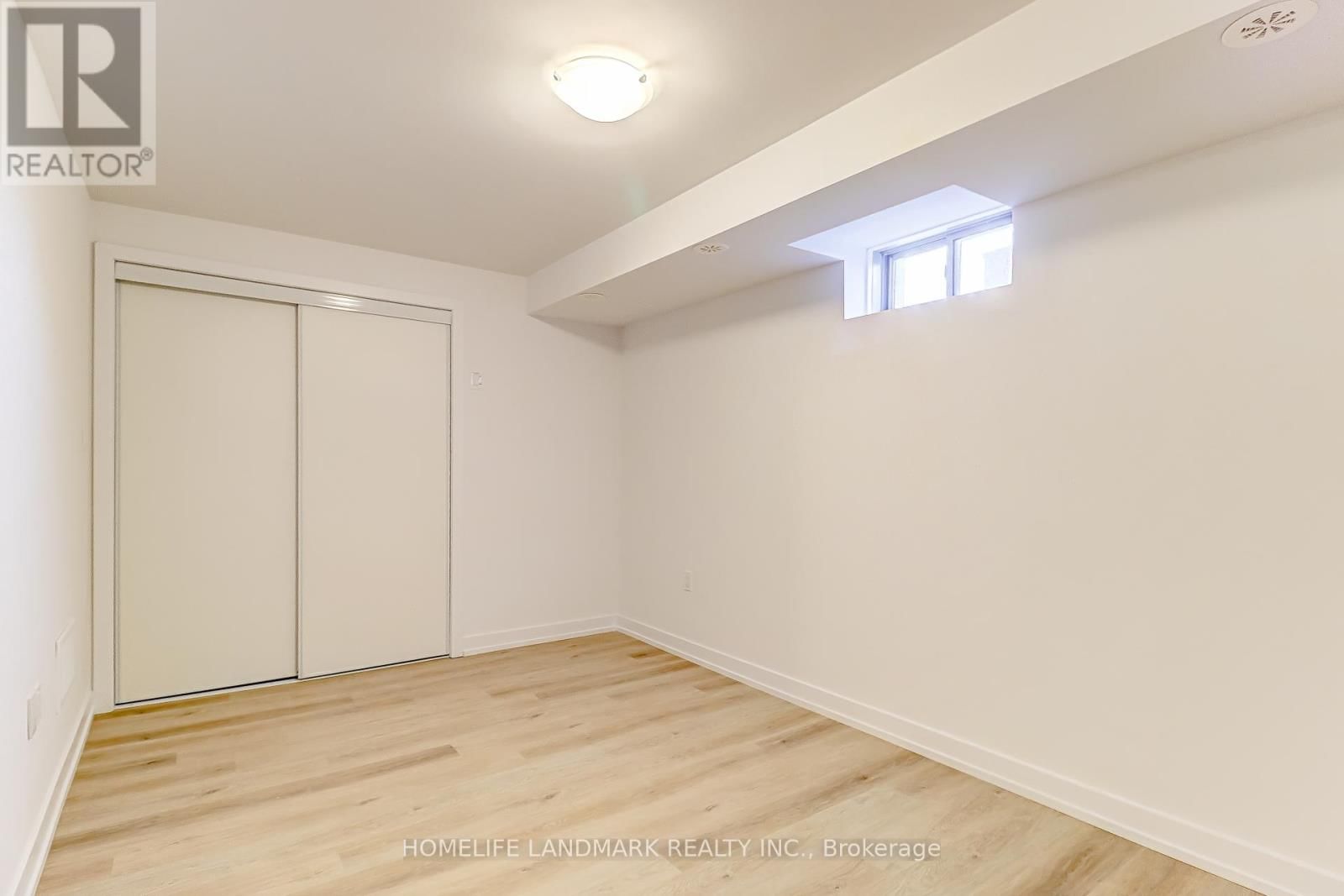 31 BANCROFT LANE Image 22