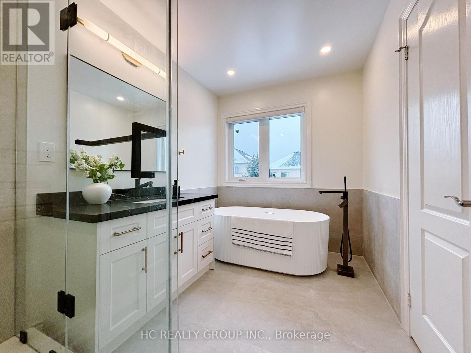 43 SEDGEWAY HEIGHTS Image 27