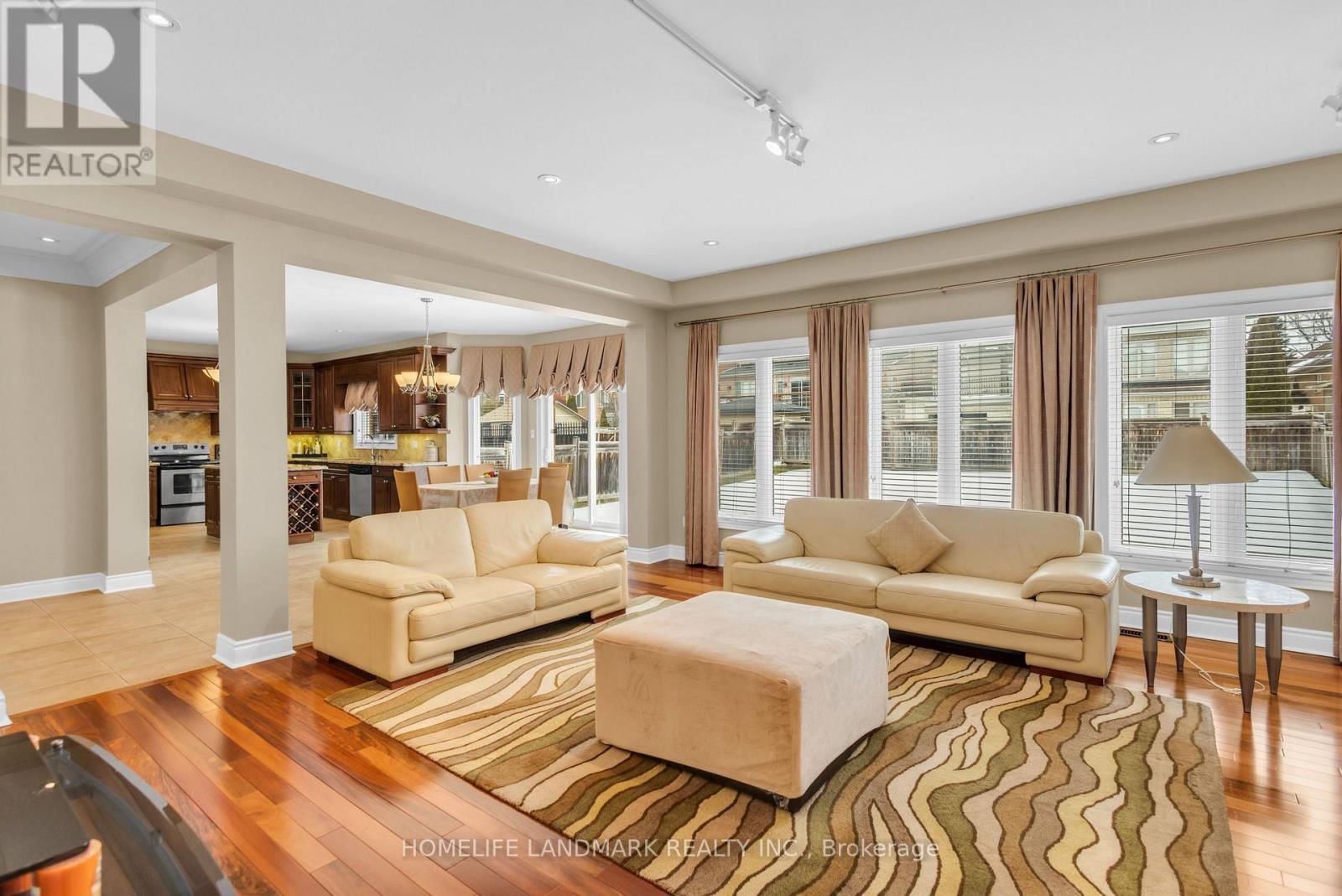 7 VIA CAMPANILE Image 12