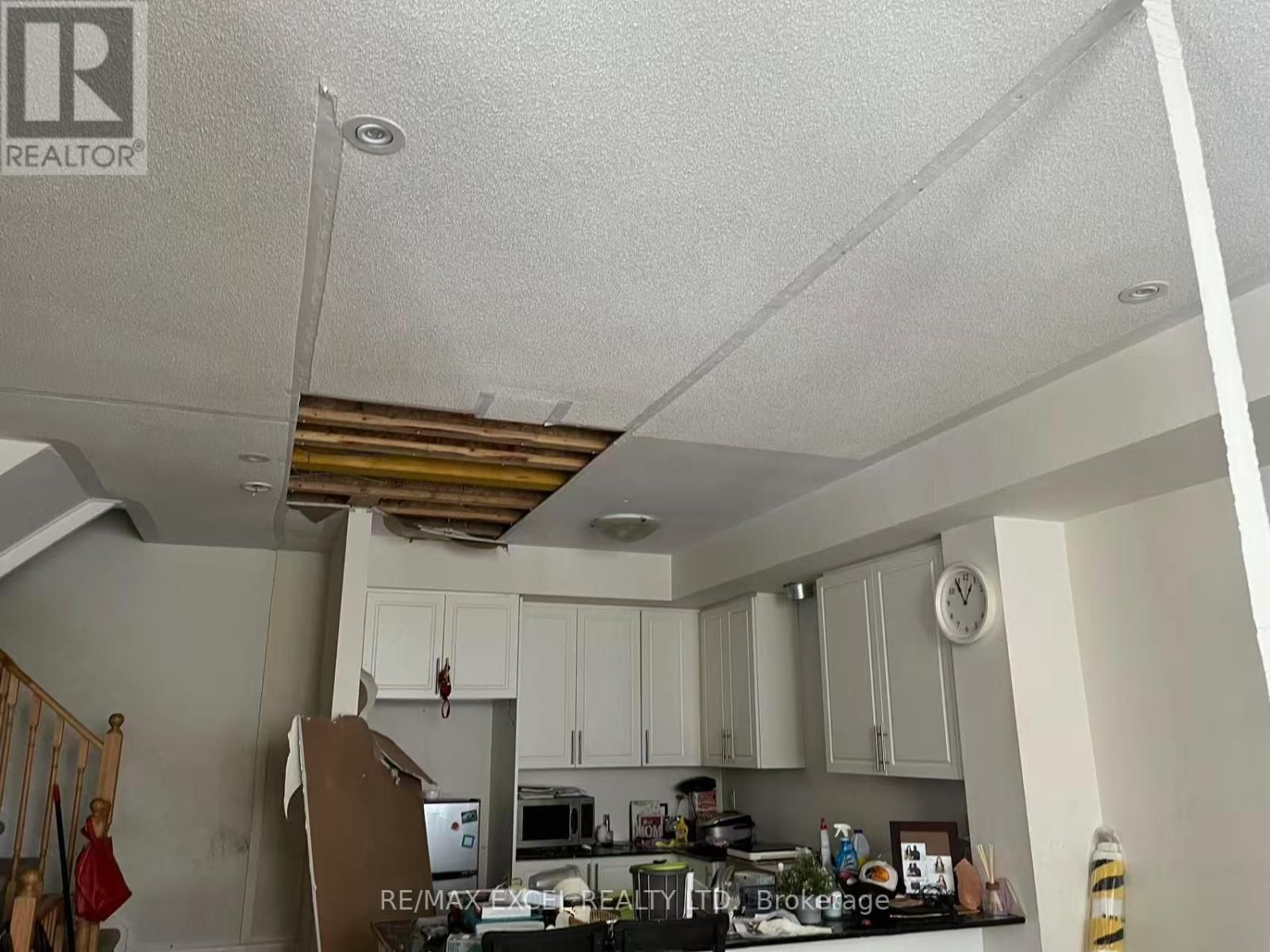 16 - 181 PARKTREE DRIVE Image 5