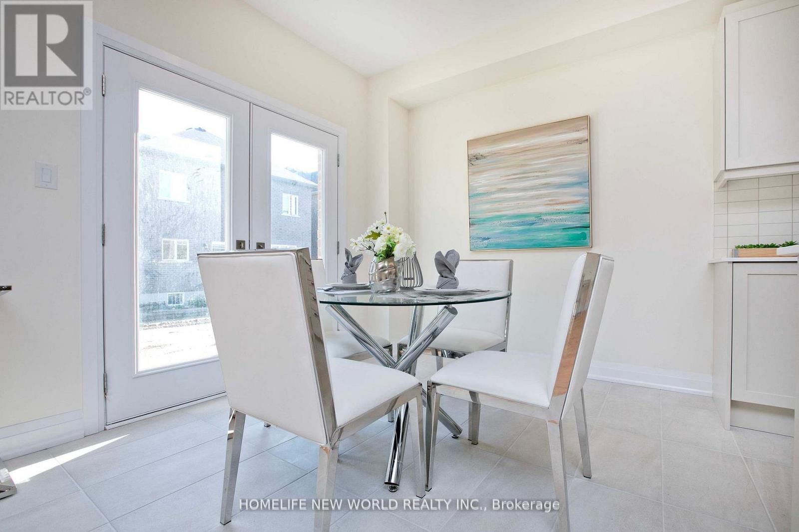 240 SEGUIN STREET NORTH Image 5