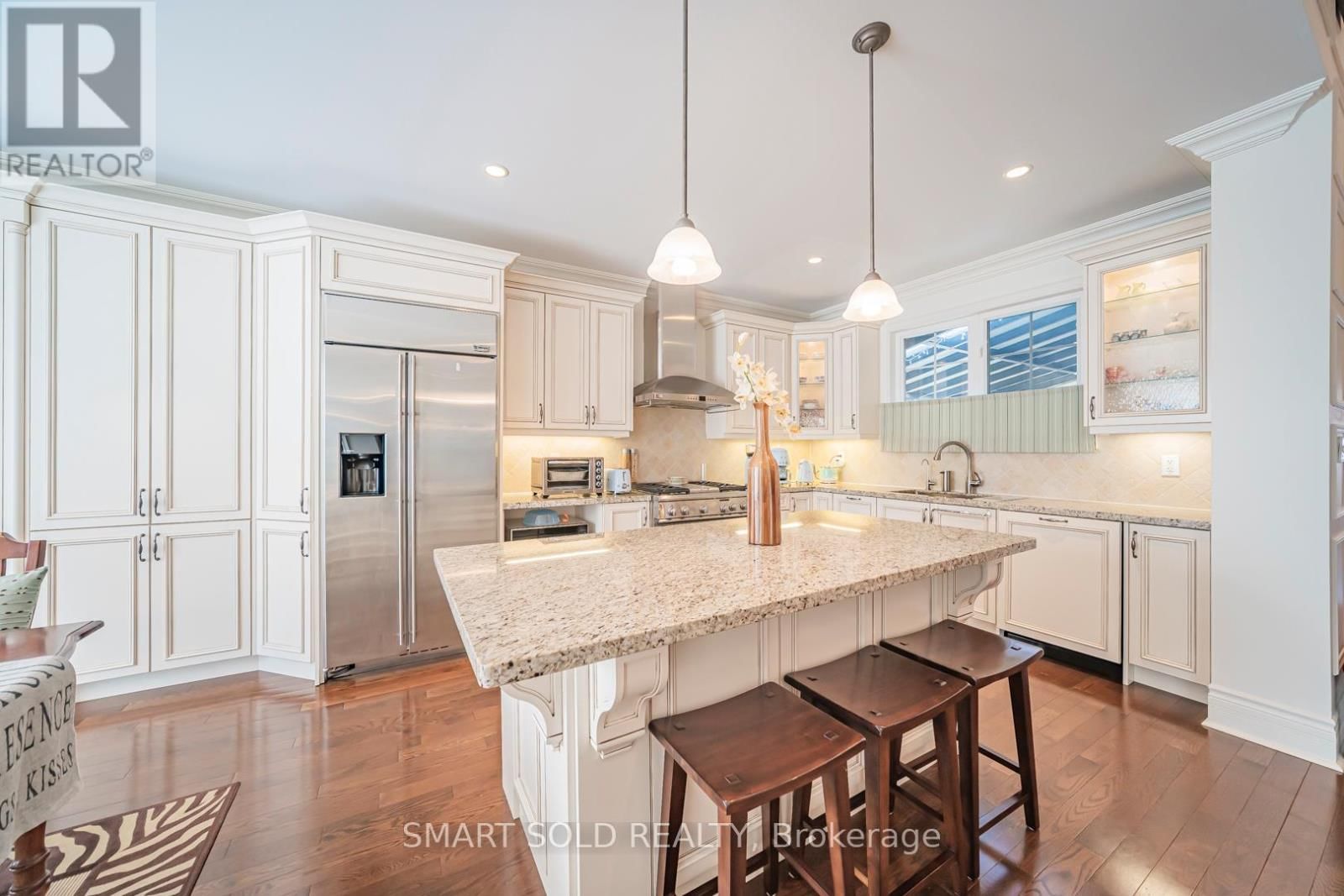 33 EARNSHAW DRIVE Image 12