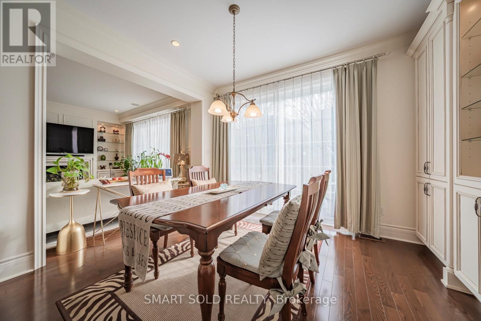 33 EARNSHAW DRIVE Image 14