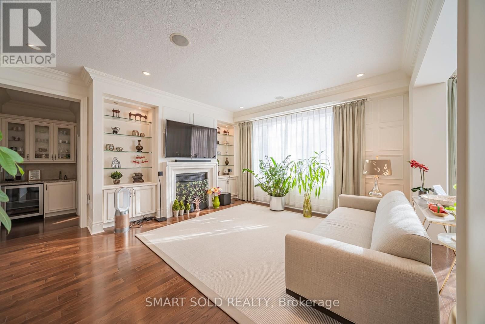 33 EARNSHAW DRIVE Image 16