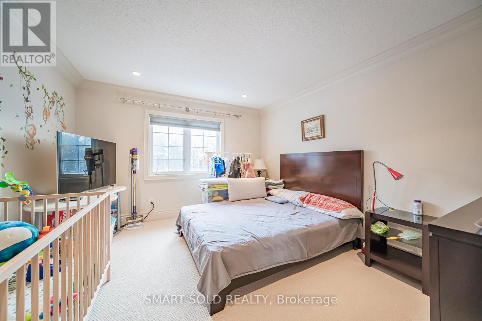 33 EARNSHAW DRIVE Image 28