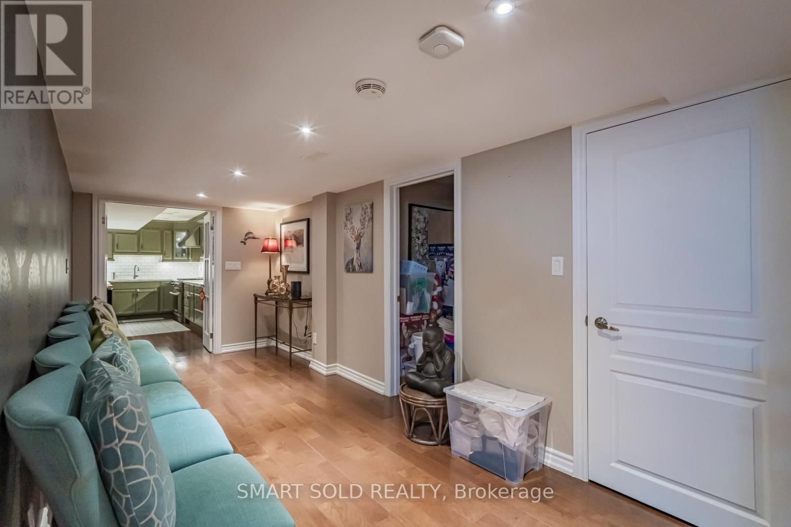 33 EARNSHAW DRIVE Image 45